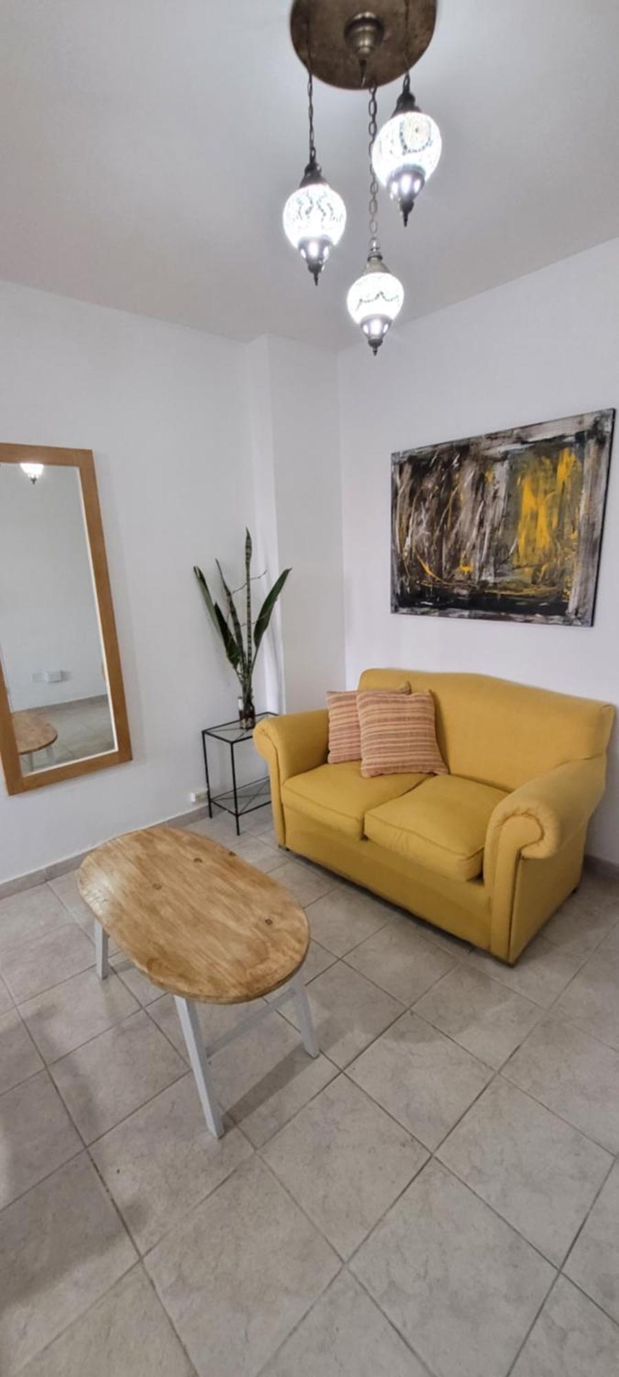 Apartamento Nueva Frente A Patio Olmos *